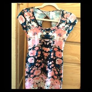 Floral Keyhole Dress